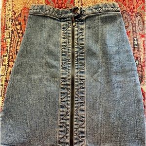 NWOT Ladies Classy and Sassy Dana Buchman Stonewash Denim Midi Skirt